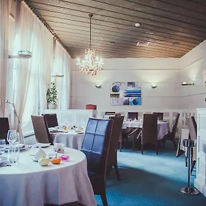 Hotel Logis Le Bourbon, Yssingeaux